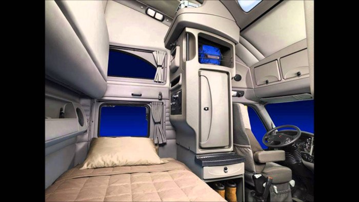 Kenworth t700 Sleeper