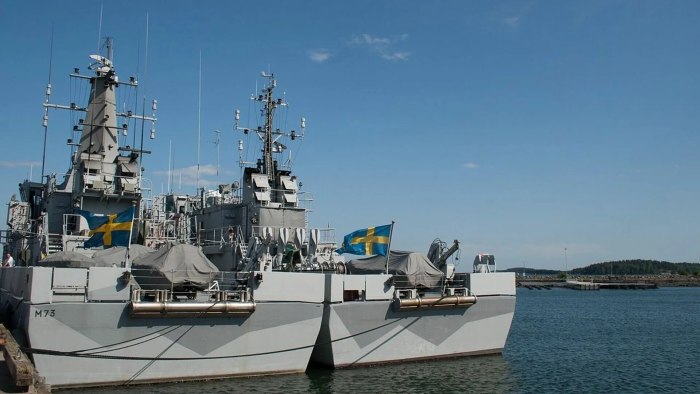 Шведский военный корабль