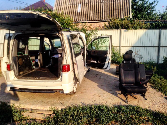 Honda Mobilio салон