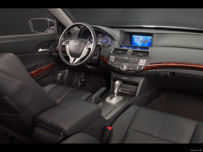 Honda Accord Crosstour 2010
