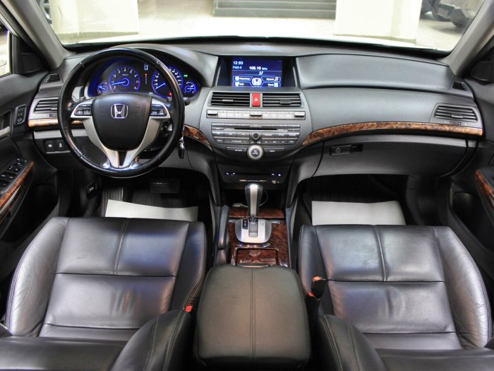 Honda Crosstour 2.4 салон
