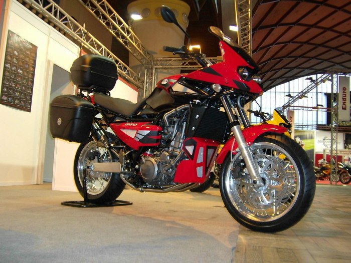 Ява 660 Sportard