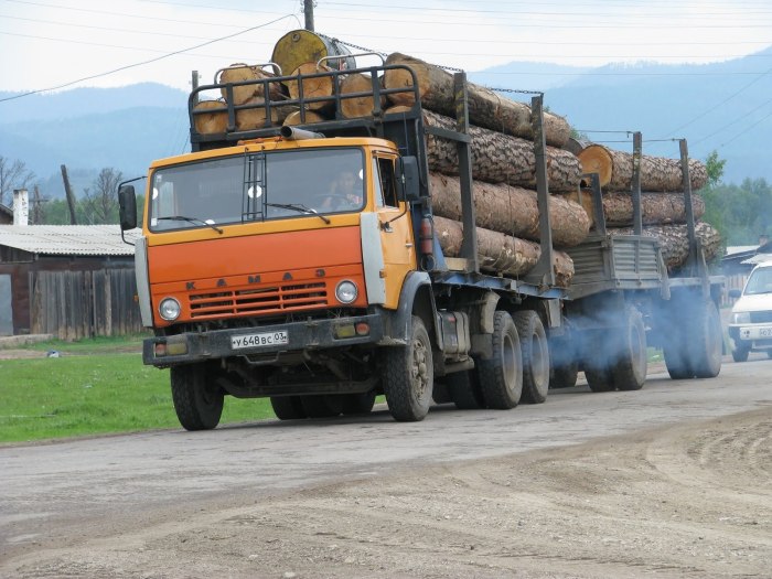 КАМАЗ 6250
