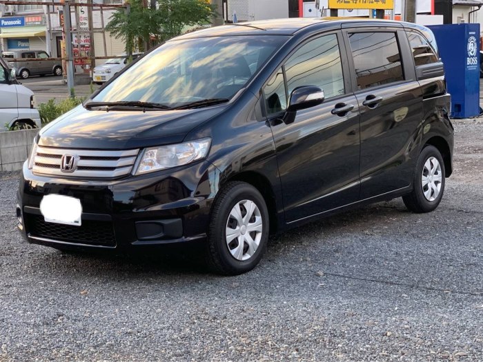 Honda freed 2