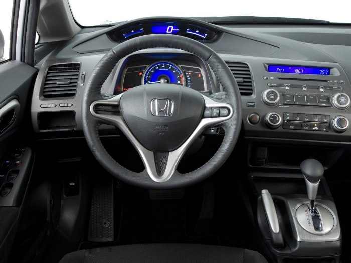 Honda Civic 2008 седан салон