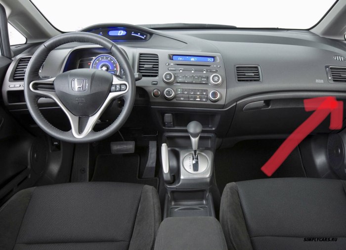 Honda Civic 8 седан салон