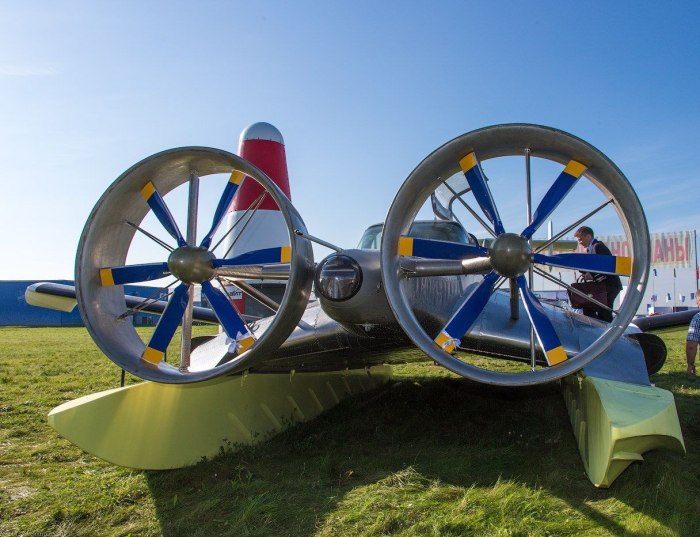 Экраноплан Иволга эк-12