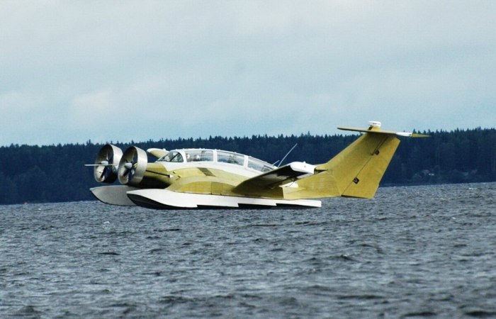 Экраноплан Иволга эк-12