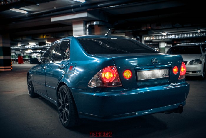 Toyota Altezza 200