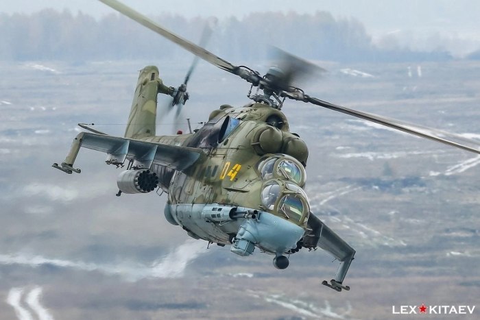Ми-24 армейский ударный вертолёт