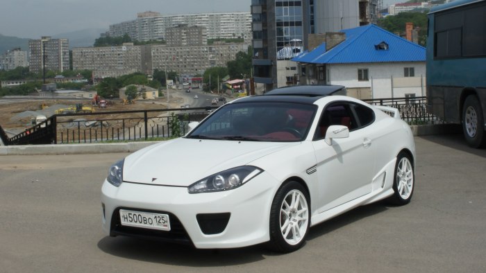 Hyundai Tuscani i 2006 года