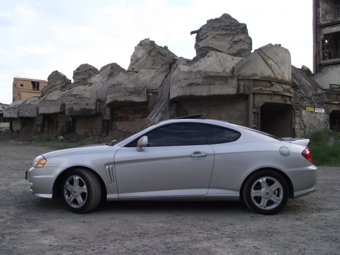 Hyundai Tuscani 2001