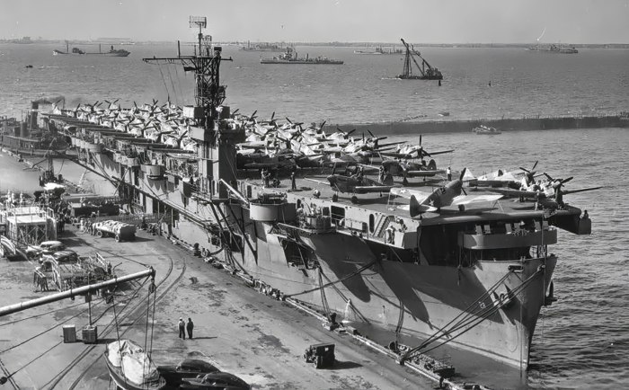 CVE-28 USS Chenango