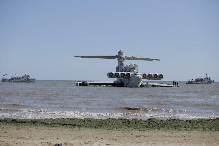 Лунь экраноплан в Дербенте