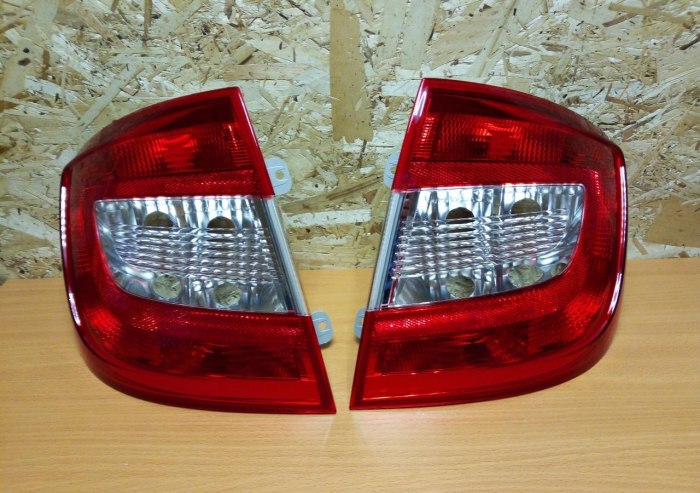 Skoda Rapid фонарь задний левый