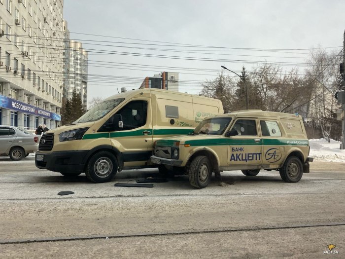 Форд броневик инкассация