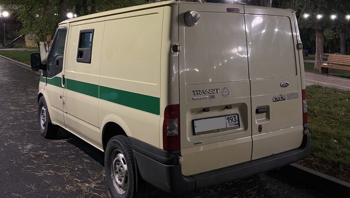 Ford Transit клен 19521