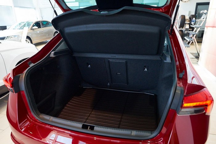 Skoda Rapid лифтбек