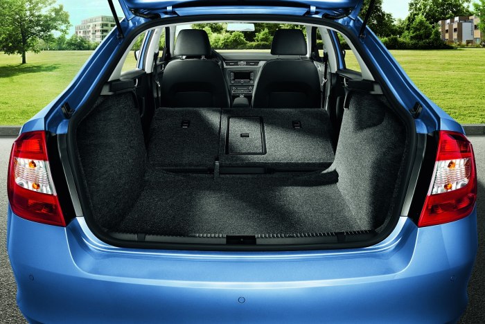 Skoda Rapid 2021 багажник