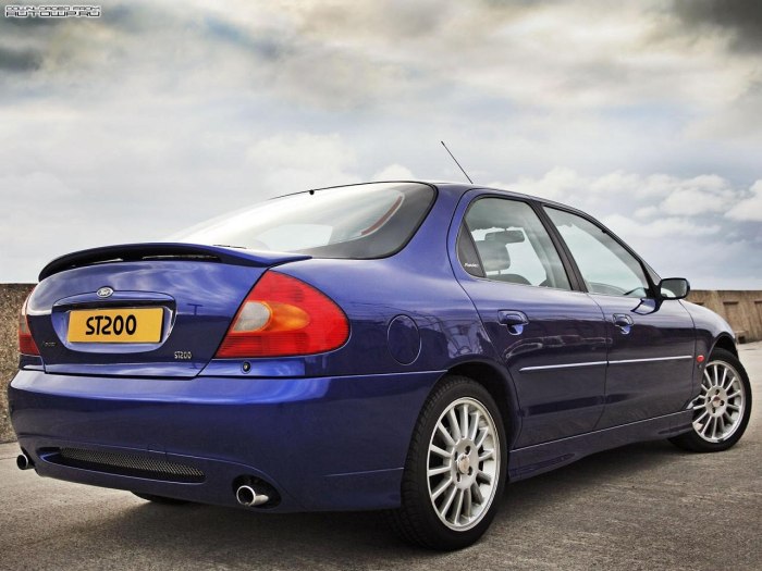 Ford Mondeo 2 2000
