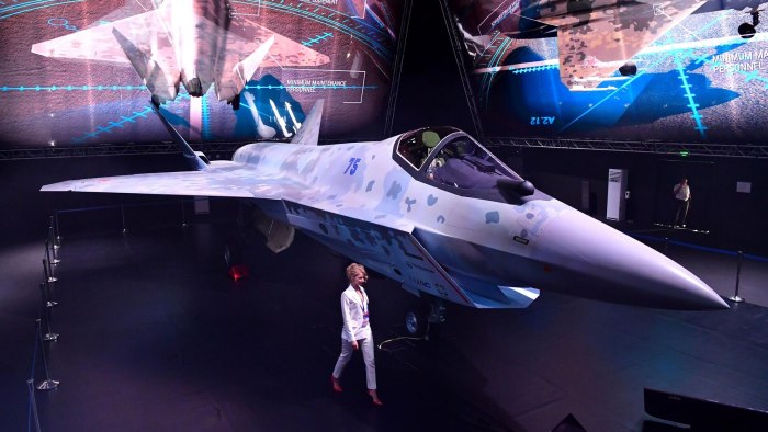 Су 75 самолет Макс 2021