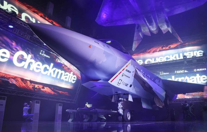 Су-75 Checkmate