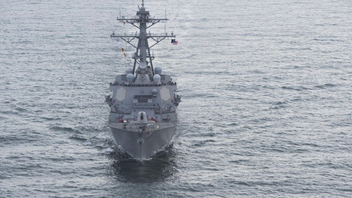 USS gravely DDG-107