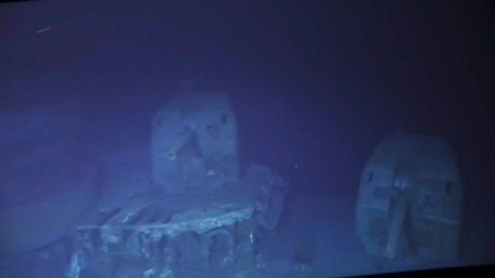 USS Johnston на дне