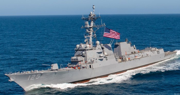 Тракер в США