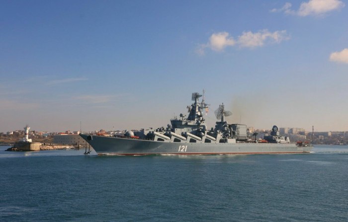 РКР "Маршал Устинов" проекта 1164 «Атлант»