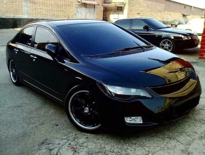 Honda Civic 8 4d