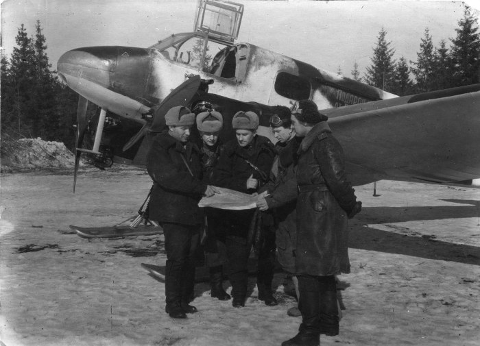 Як-6 самолет