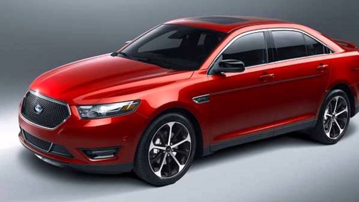 Ford Taurus 2016