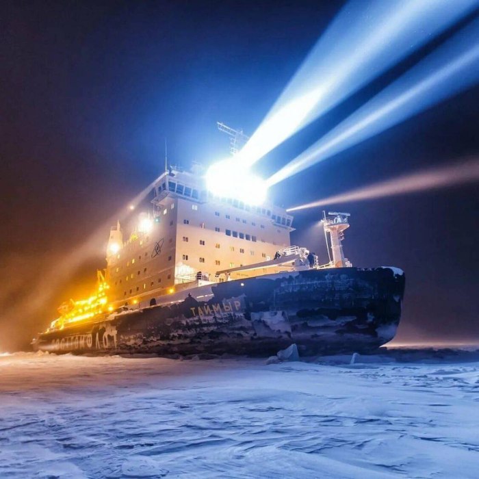 Атомный ледокол Севморпуть