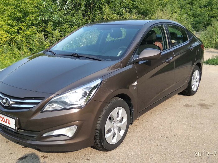 Hyundai Solaris 2014 седан коричневый