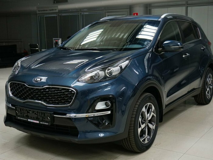 Kia Sportage 2019 темно синий