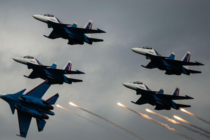 Истребитель Су-30см2