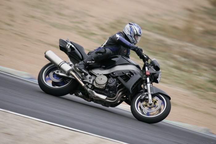 Мотоцикл Honda x11