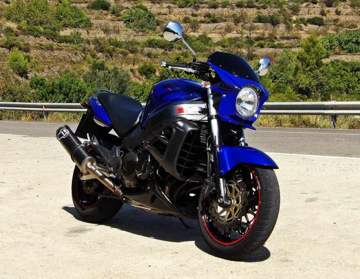 Honda x 11 1100