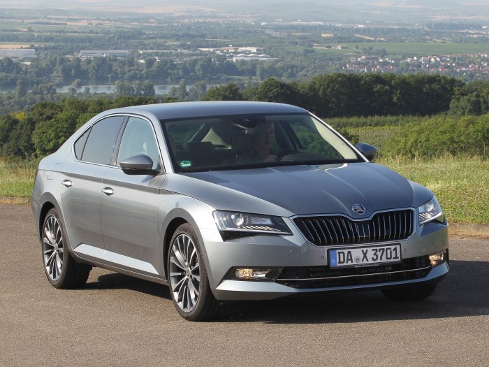 Skoda Superb b6