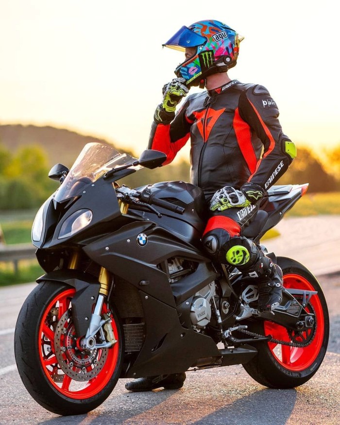 Спортбайк BMW 1000rr
