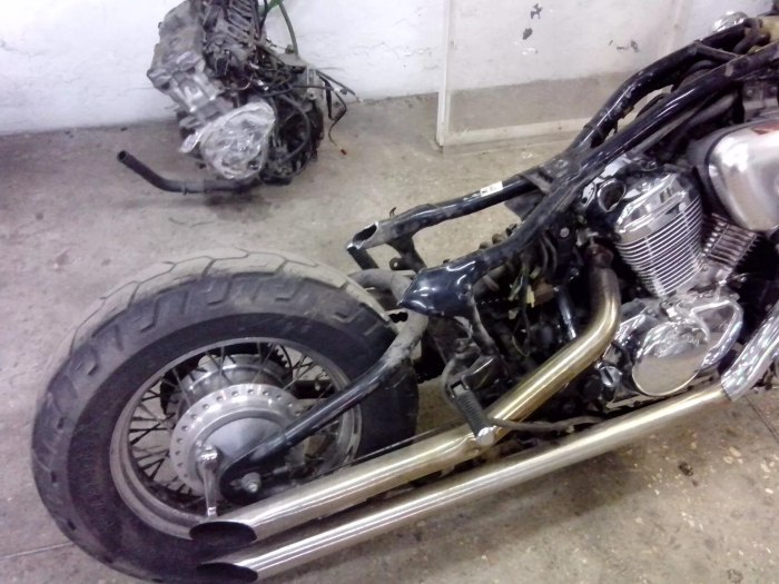 Honda Steed Bobber