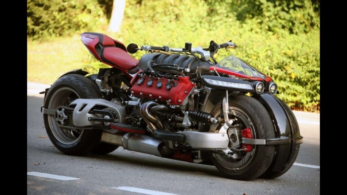 Lazareth lm847 — 4-колесный мотоцикл