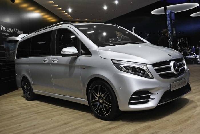 Mercedes Benz v class AMG