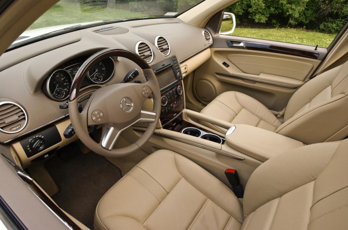 Mercedes ml 350 салон белый