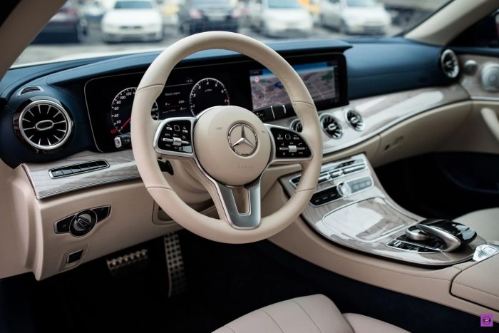 W213 мерс белый салон