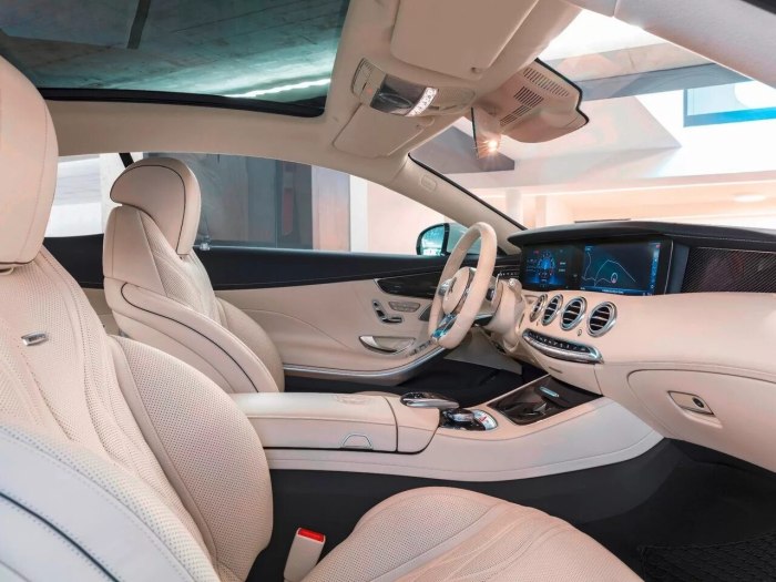 Mercedes s63 AMG Coupe салон белый