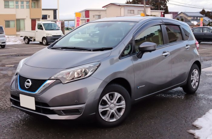 Nissan Note 2017 гибрид