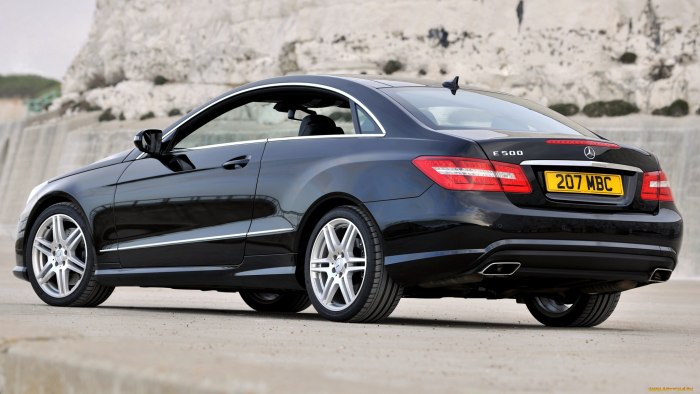 Mercedes Benz Coupe 2010