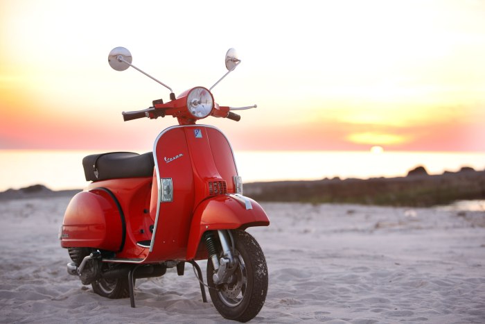 Мотороллер Vespa 125